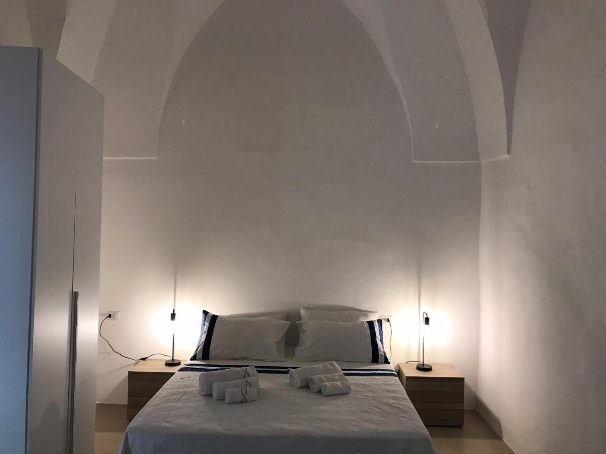La Casa Di Bacco B&B อเลซิโอ ภายนอก รูปภาพ